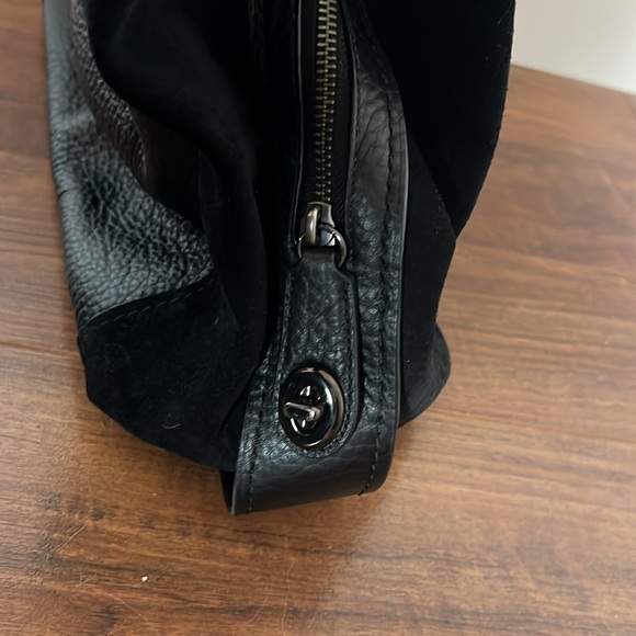 Coach Edie Shoulder Bag 42 - Picture 5 of 6